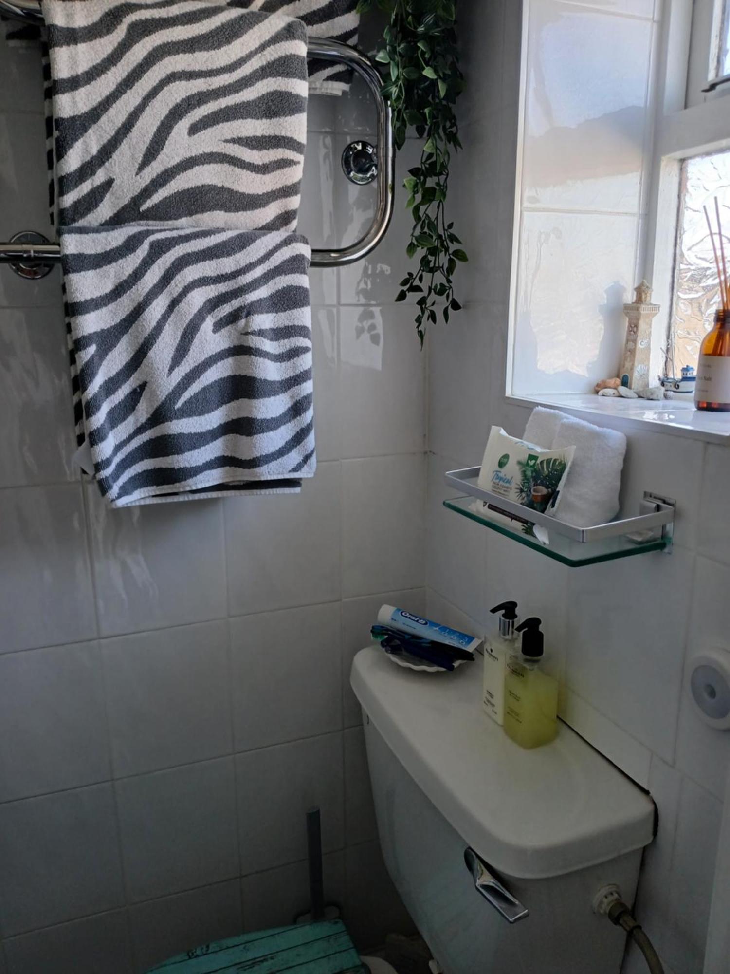 Marjune Guest House 웨이머스만 외부 사진